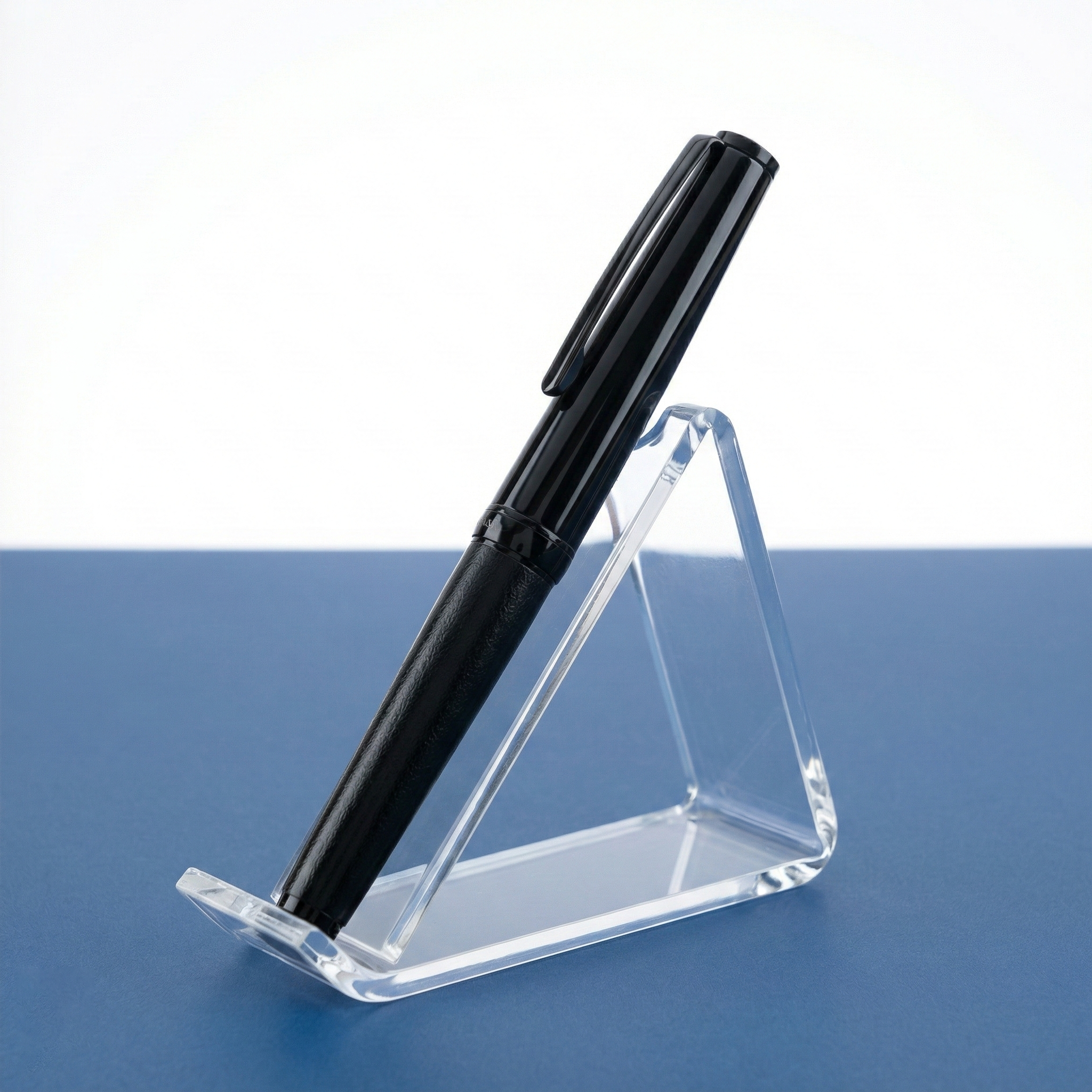 Santhome Elegance Roller Metallic Pen with Leather Finish - Black